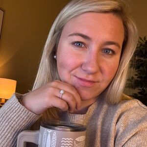 Meet your Posher, Lindsey